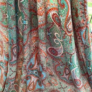 Elegant Paisley Maxi Dress - Green and Orange